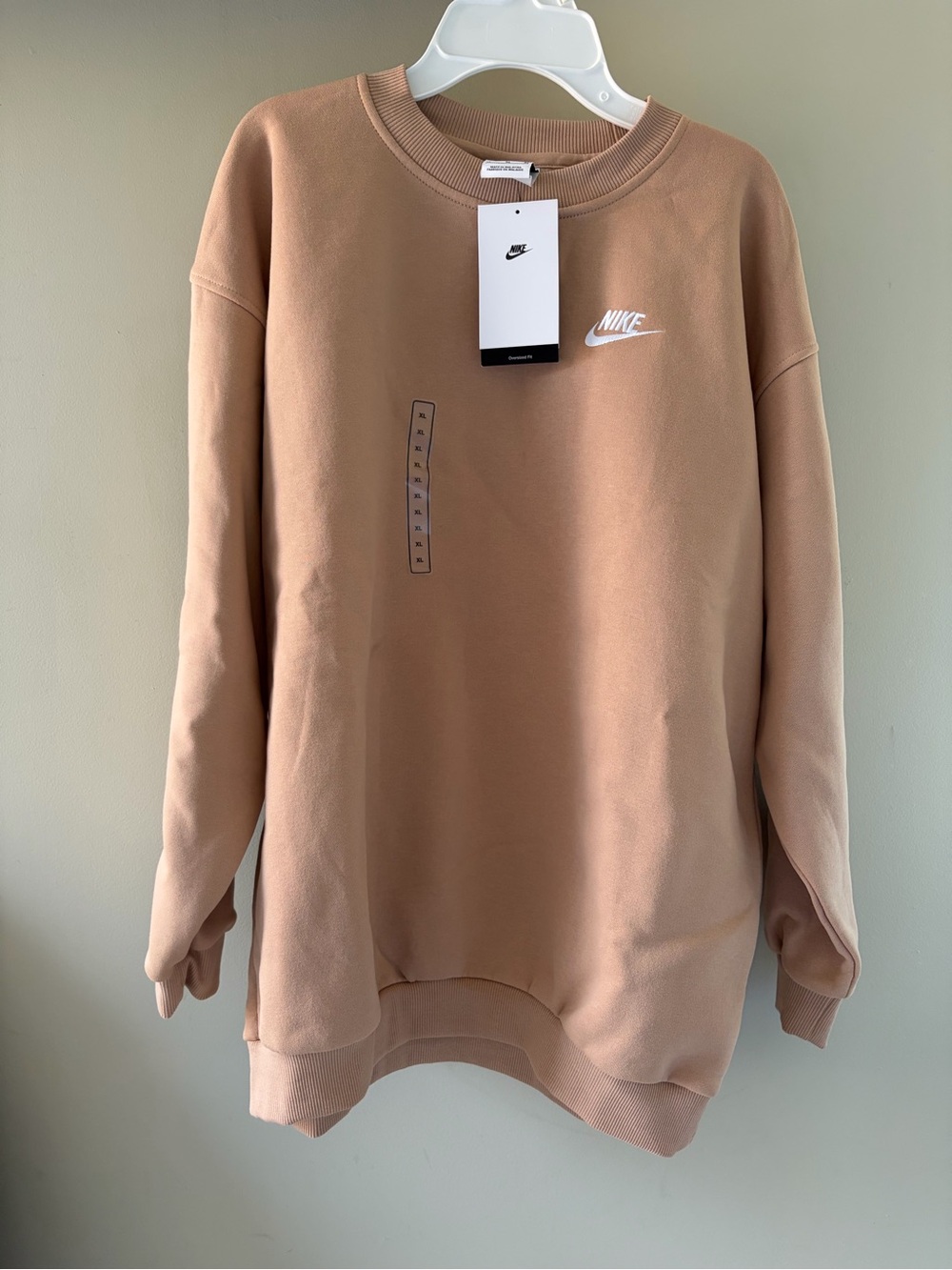 Nike Sportswear Club Fleece Oversized Sweatshirt